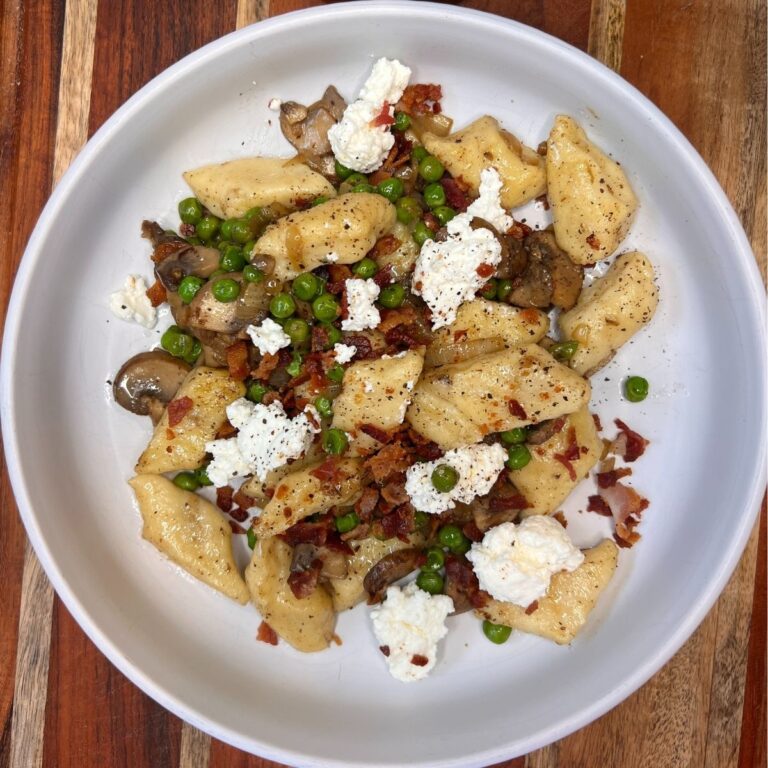 Kopytka with Bacon, Mushrooms & Peas (Polish Potato Dumplings)